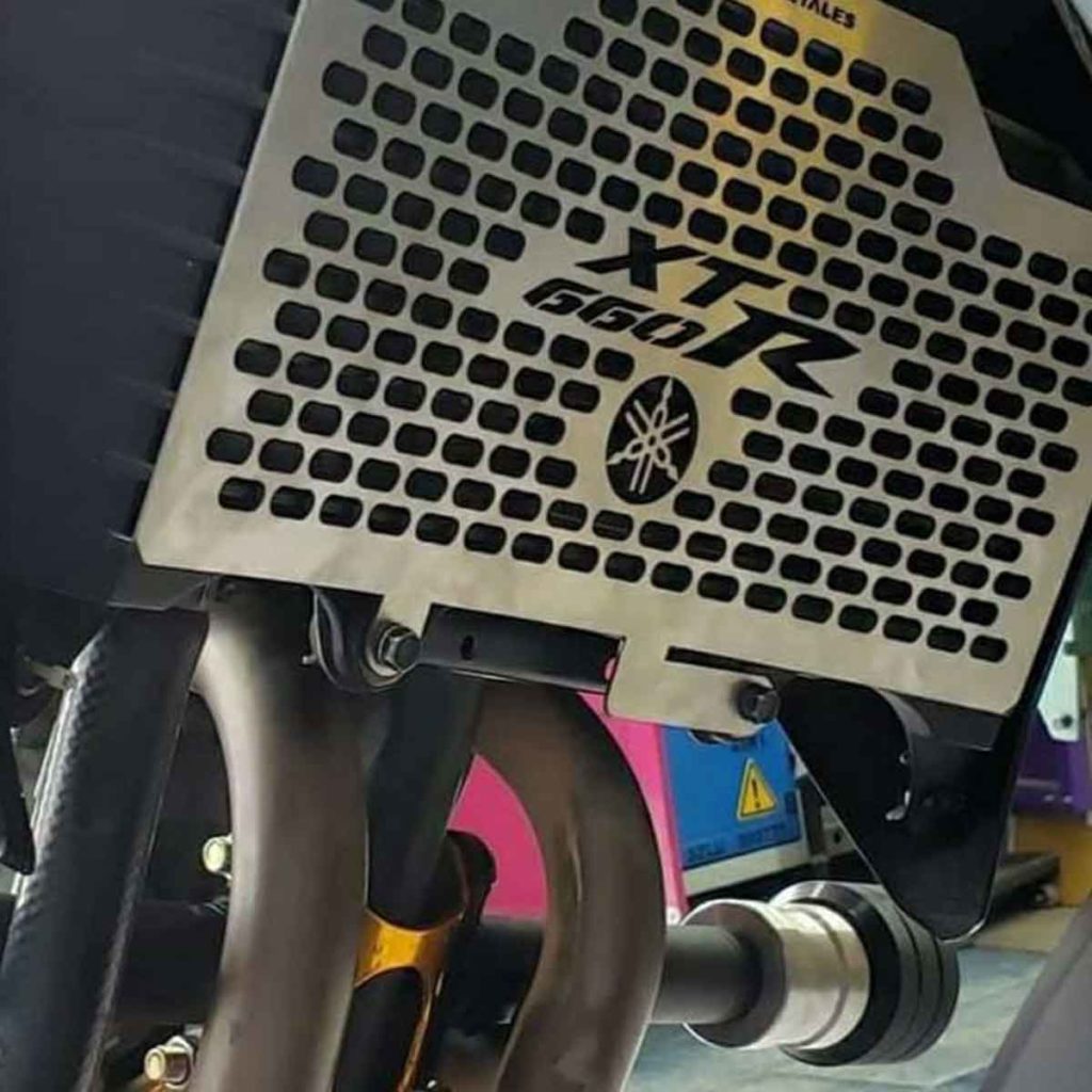 Radiateur D'occasion Pour Yamaha 660 XTZ - Bon état - Pièce De Remplacement Off-road